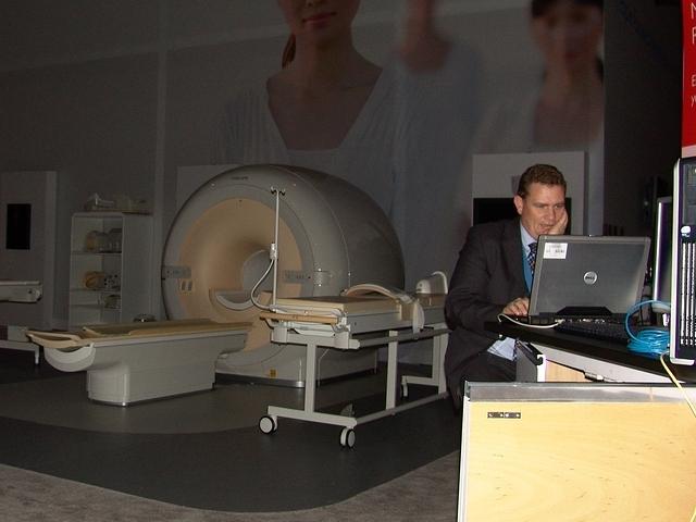Paul Van de Bogaart at MR Workstation